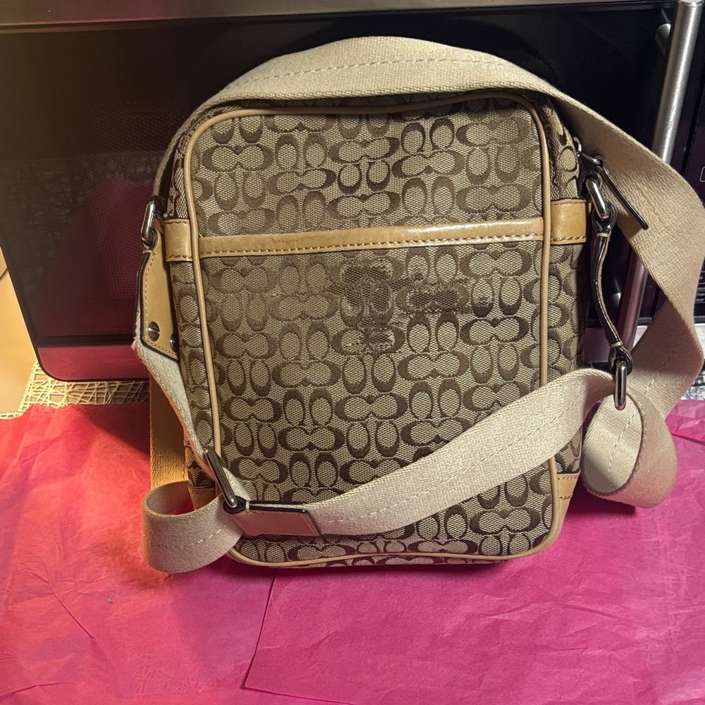 Coach Brown Signature Vintage Messenger Bag - Picture 2 of 3